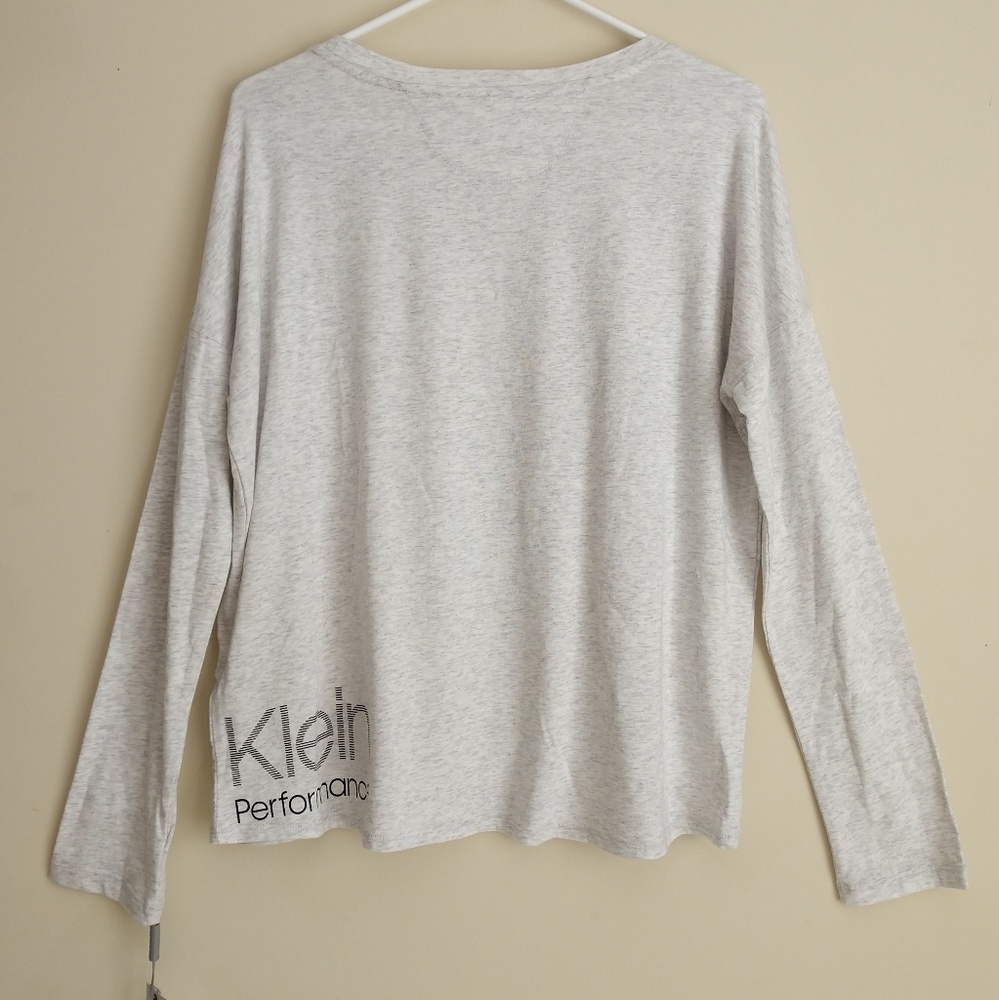 Size M❤️CALVIN KLEIN LONG SLEEVE.nwt - Picture 3 of 5